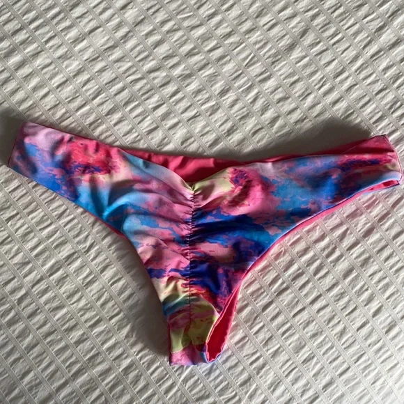 String Bikini set - Picture 6 of 9